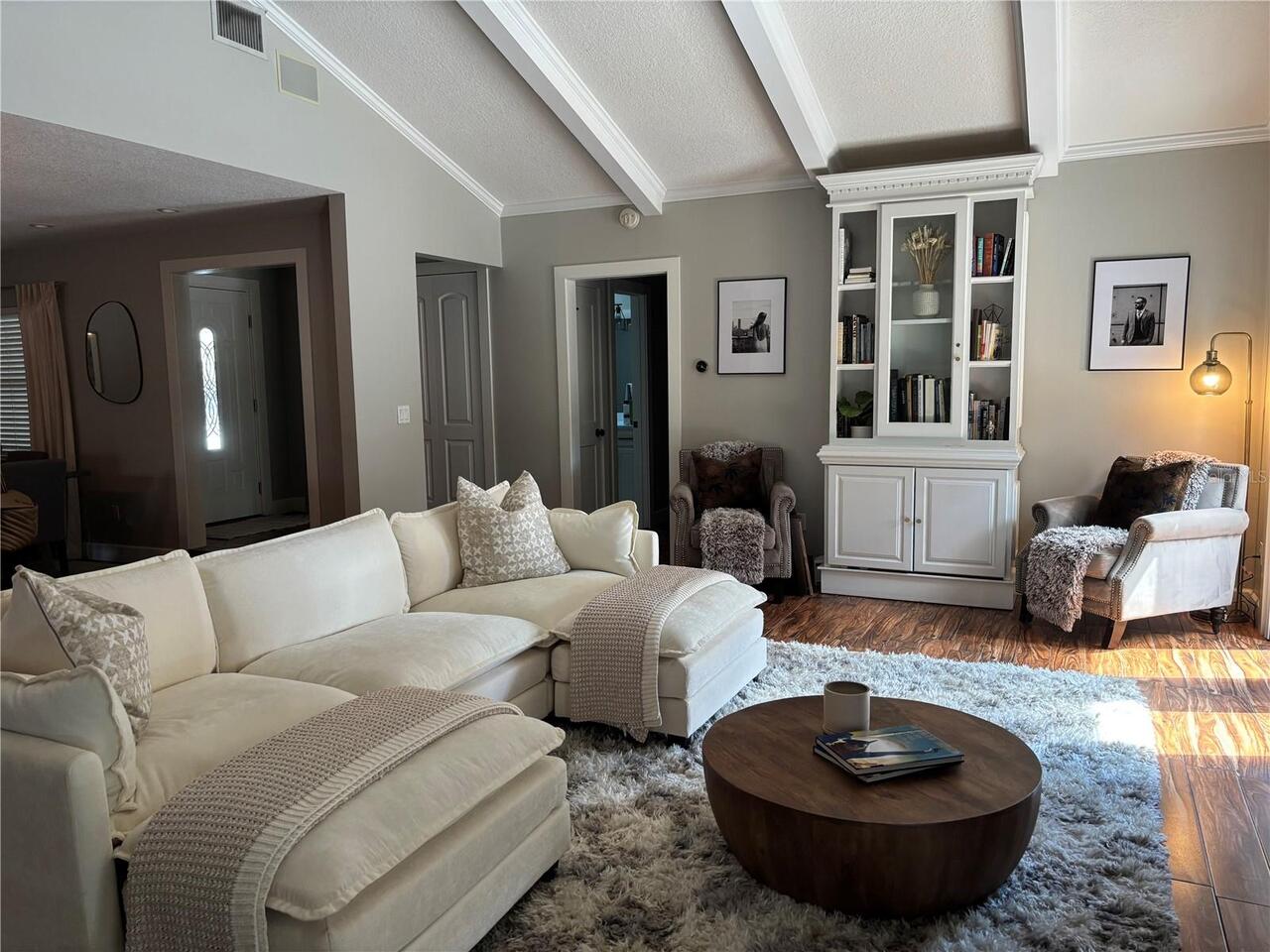 Listing Photo 15