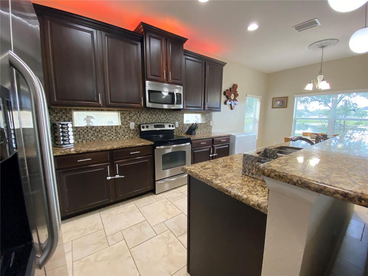 Listing Photo 9