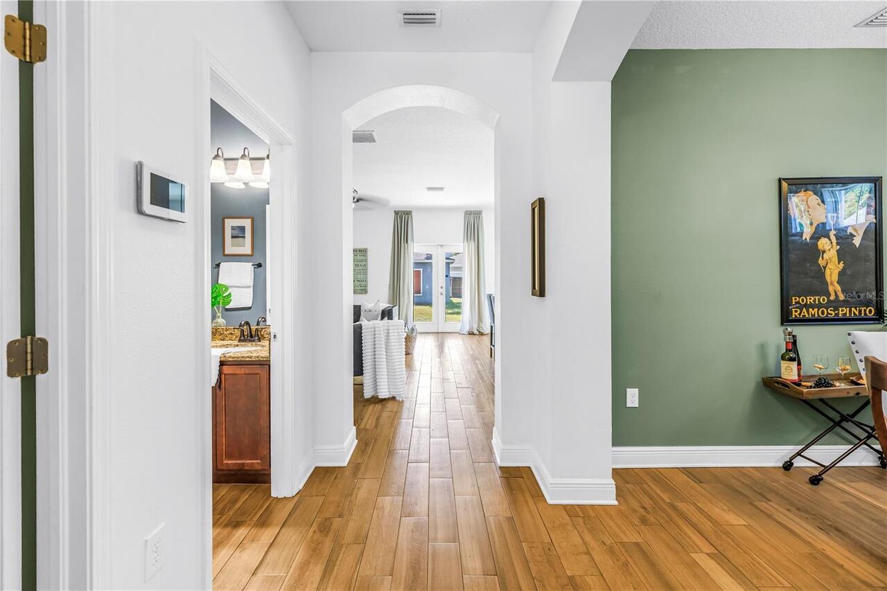 Listing Photo 8