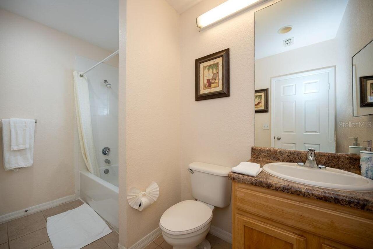 Listing Photo 12