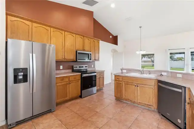 Listing Photo 17