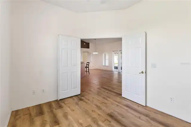 Listing Photo 33
