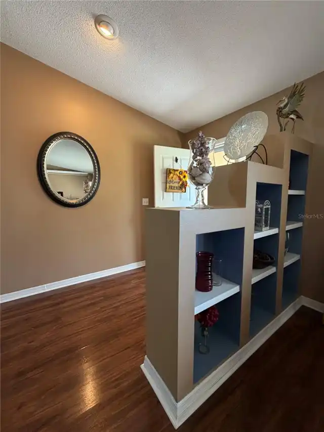 Listing Photo 7