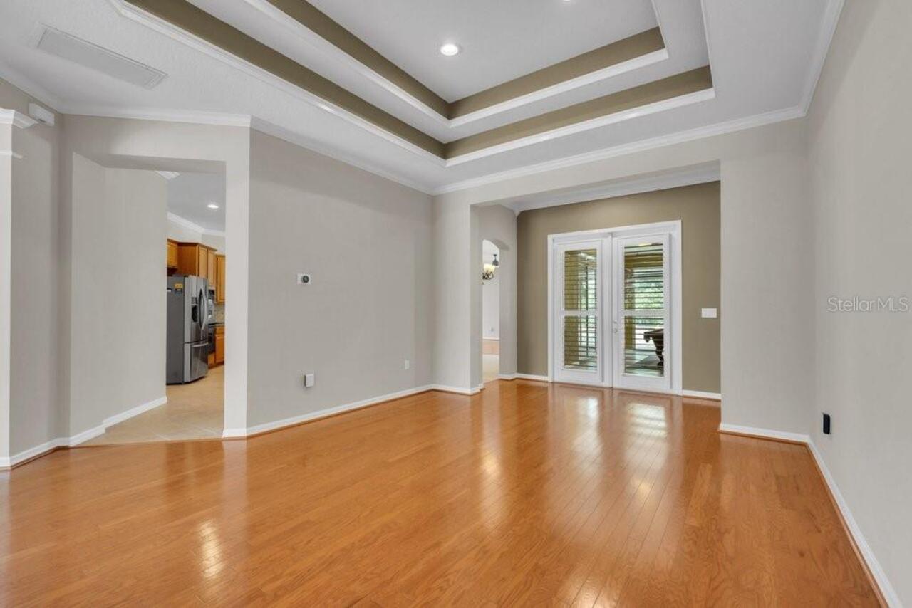 Listing Photo 9