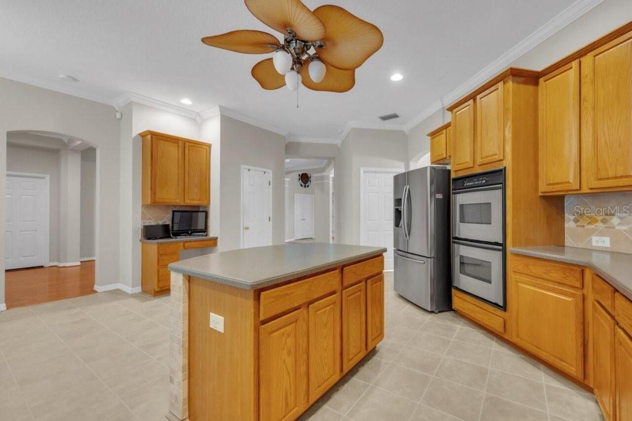Listing Photo 17