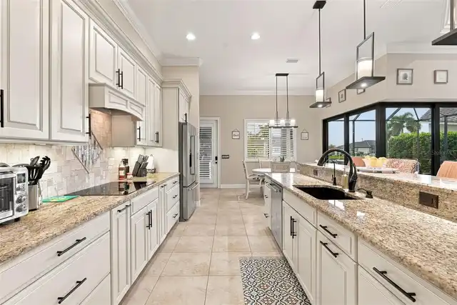 Listing Photo 18