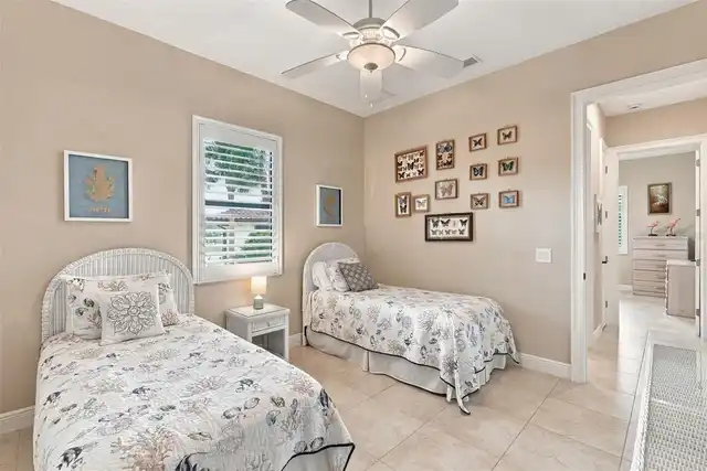 Listing Photo 33