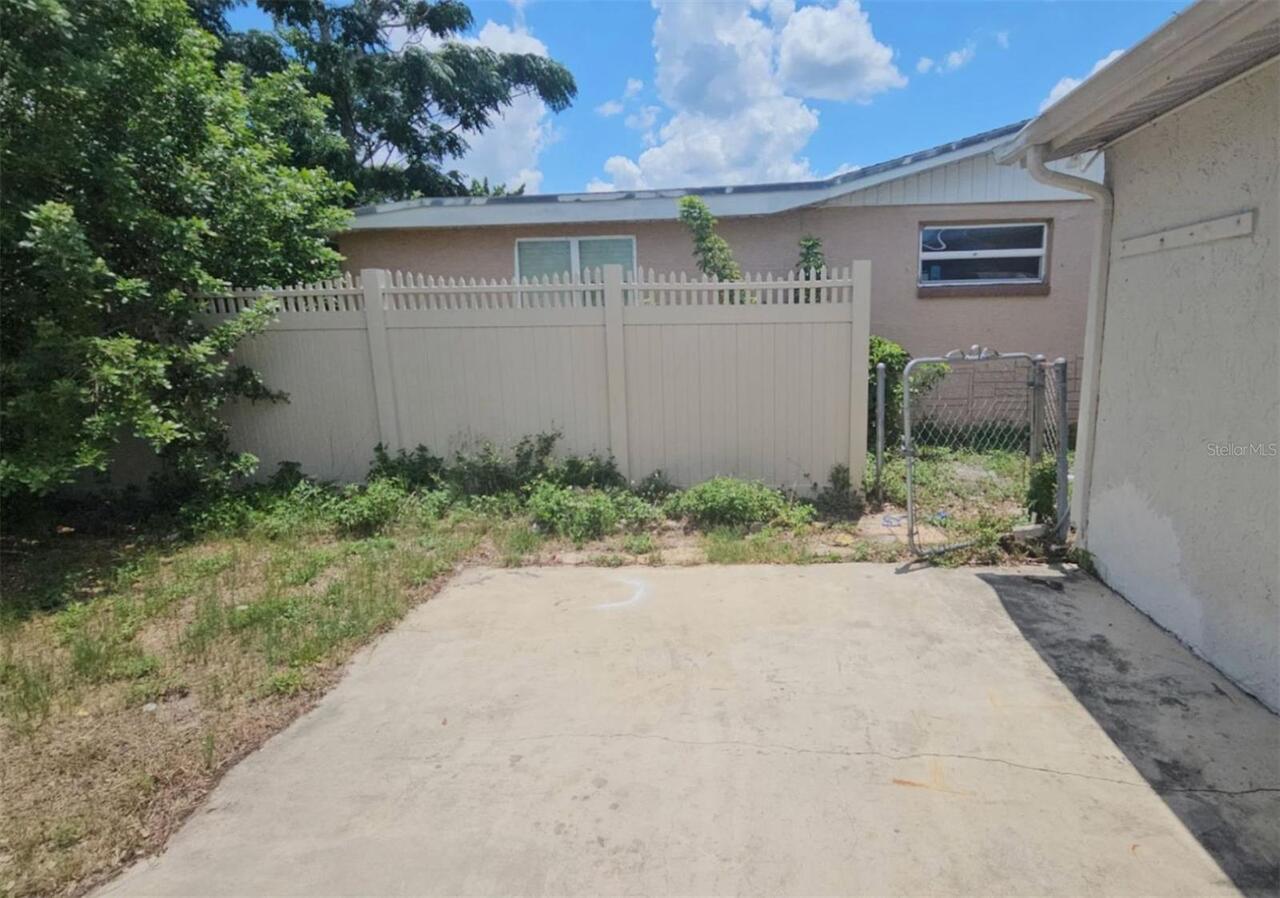 Listing Photo 9