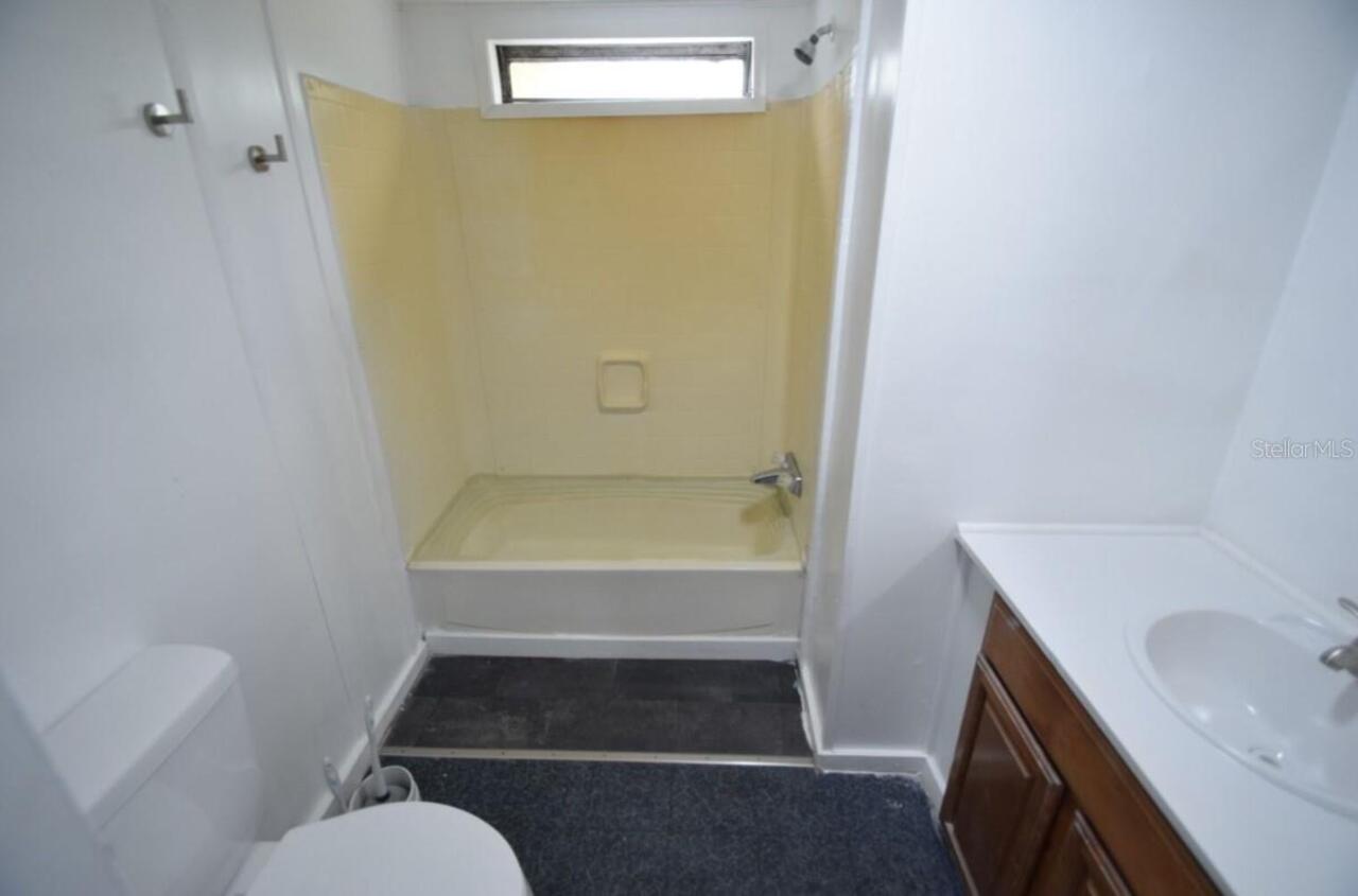 Listing Photo 16