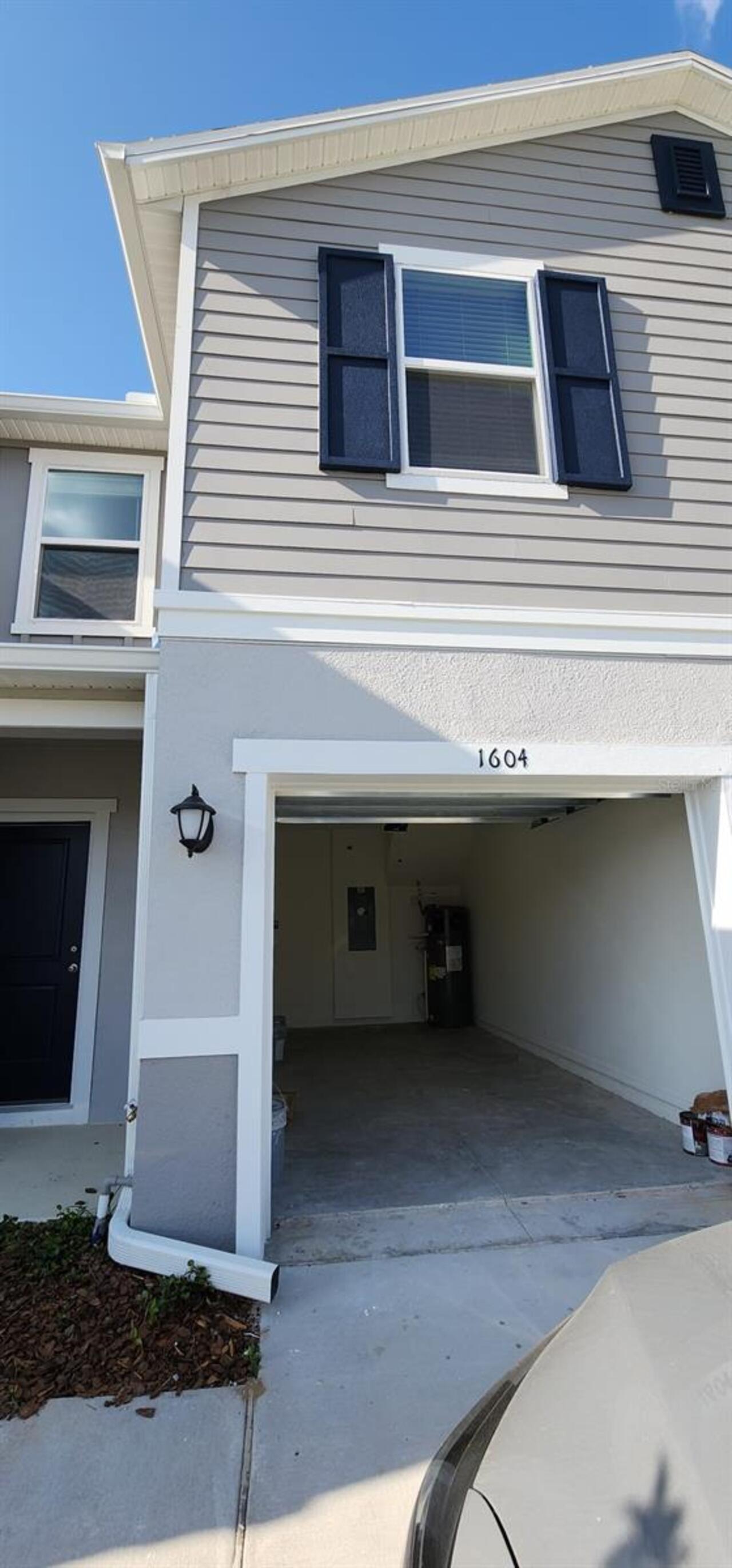 Listing Photo 12