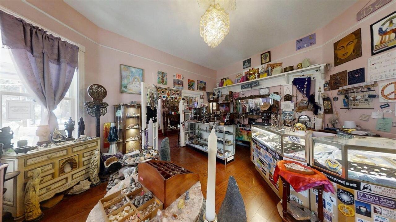 Listing Photo 38