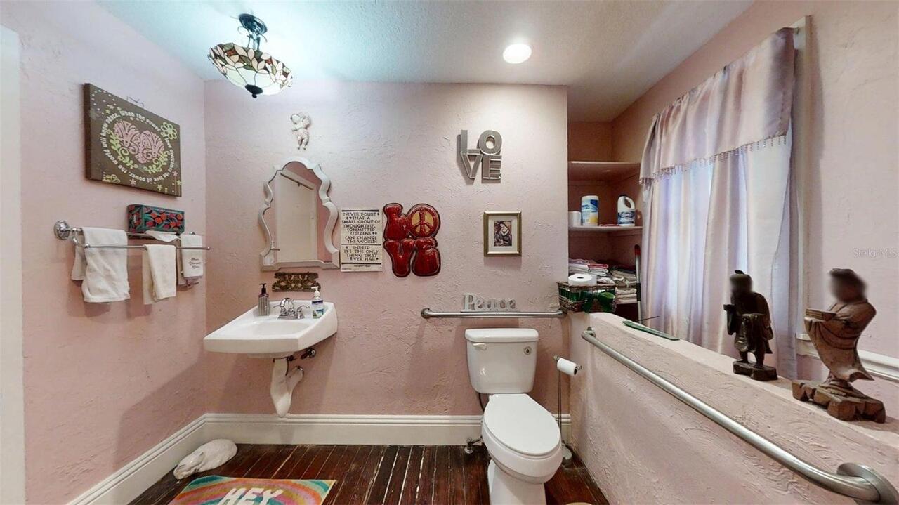 Listing Photo 43