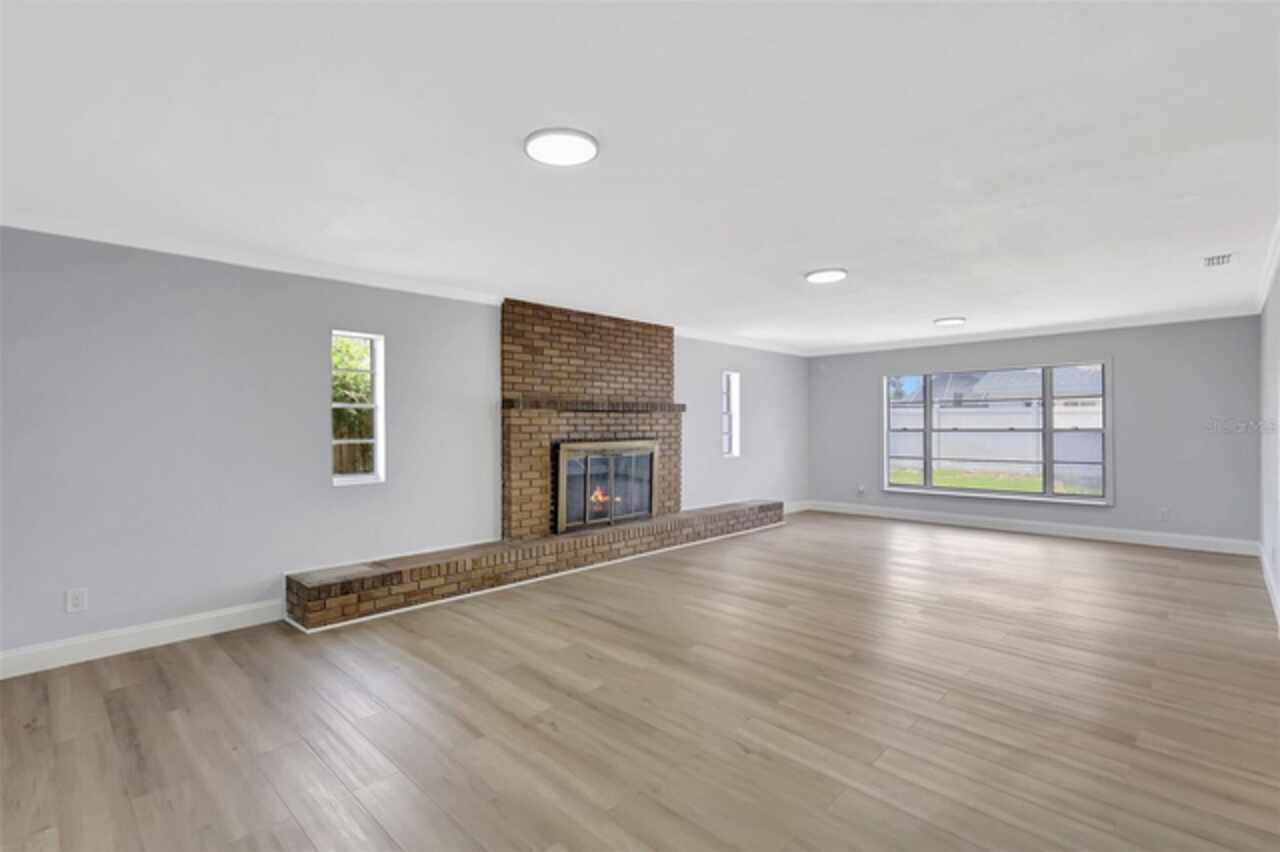 Listing Photo 13