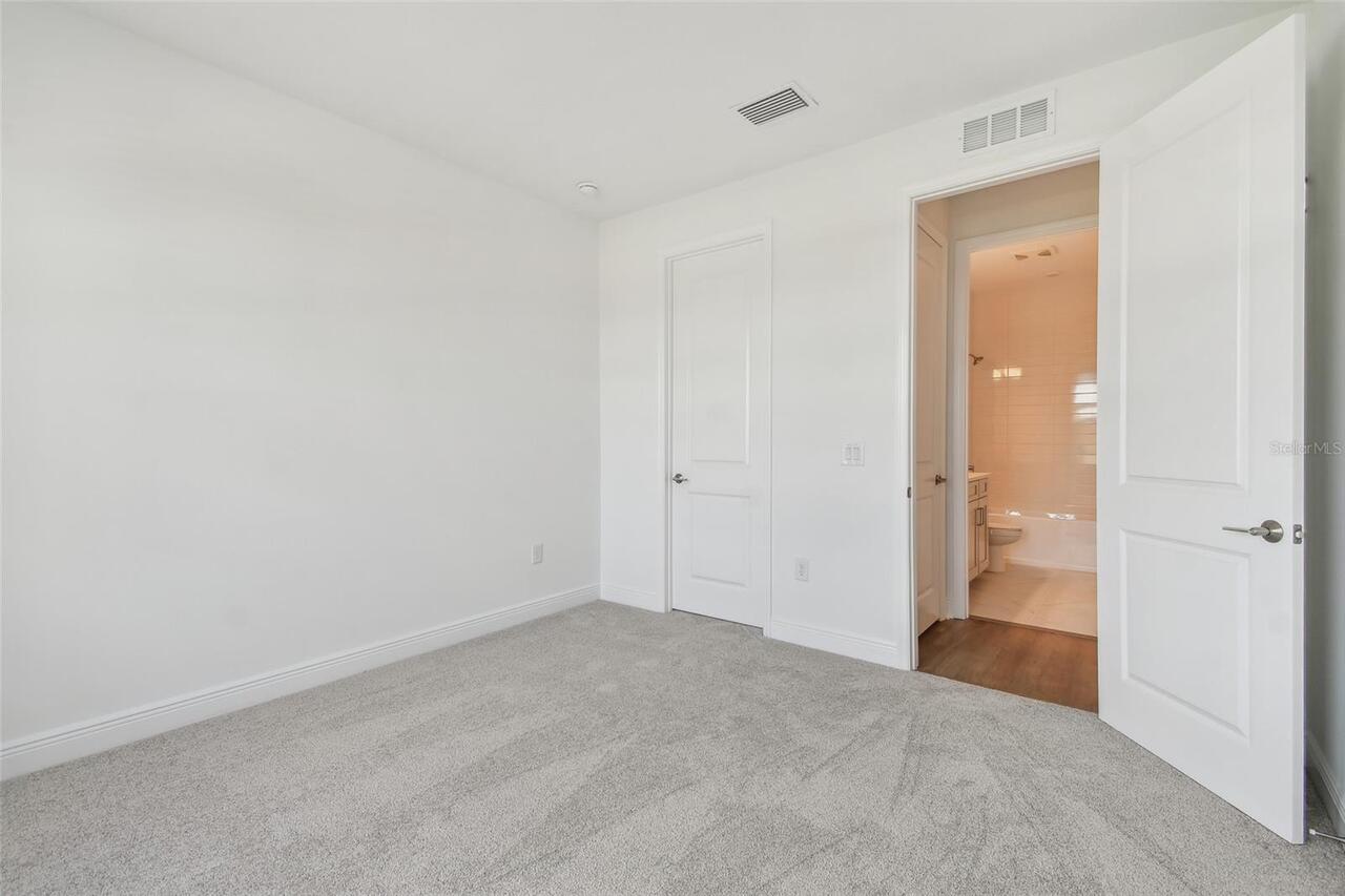 Listing Photo 29