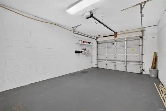 Listing Photo 32