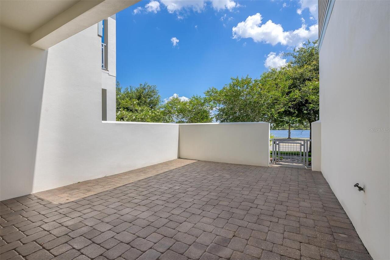 Listing Photo 21