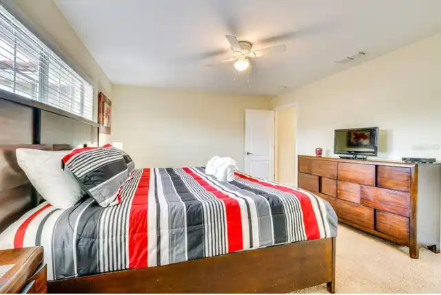 Listing Photo 16