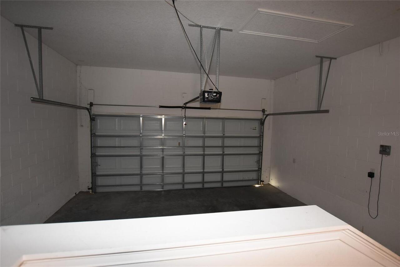 Listing Photo 14