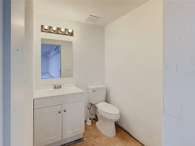 Listing Photo 20