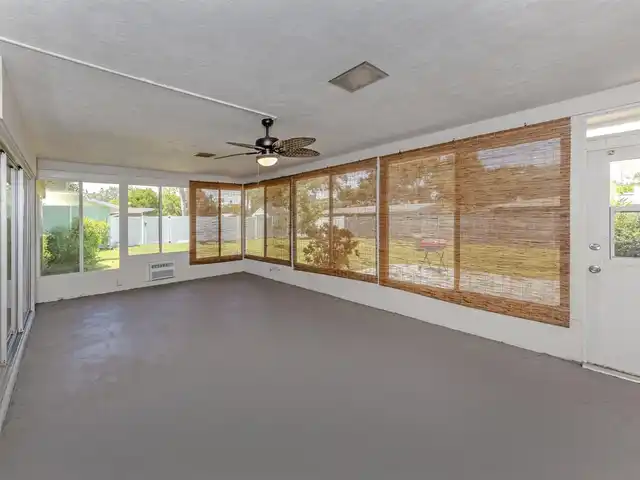 Listing Photo 37