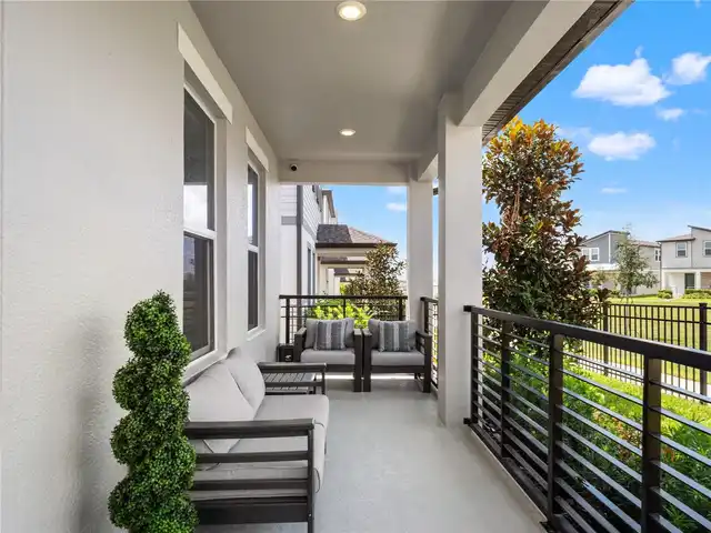 Listing Photo 9