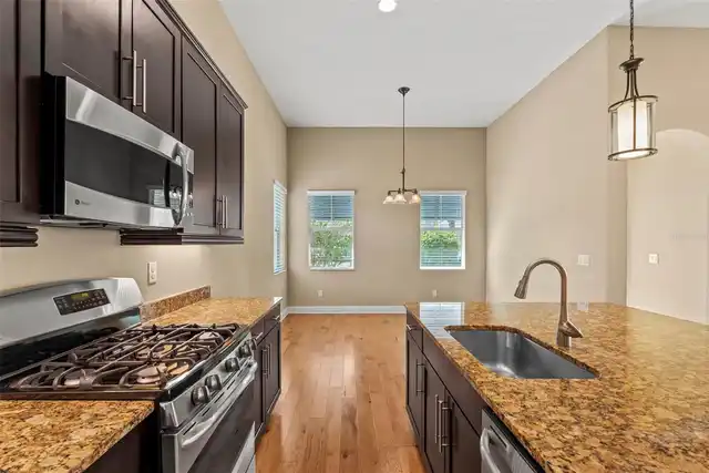 Listing Photo 15