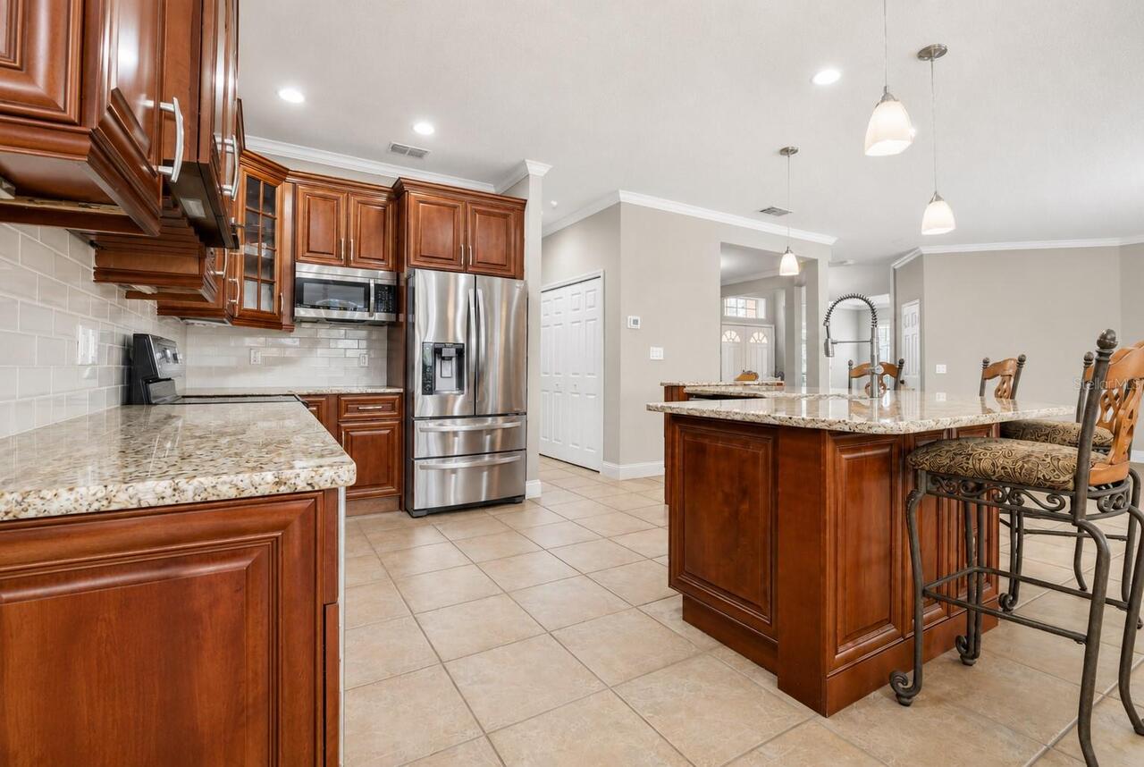 Listing Photo 10