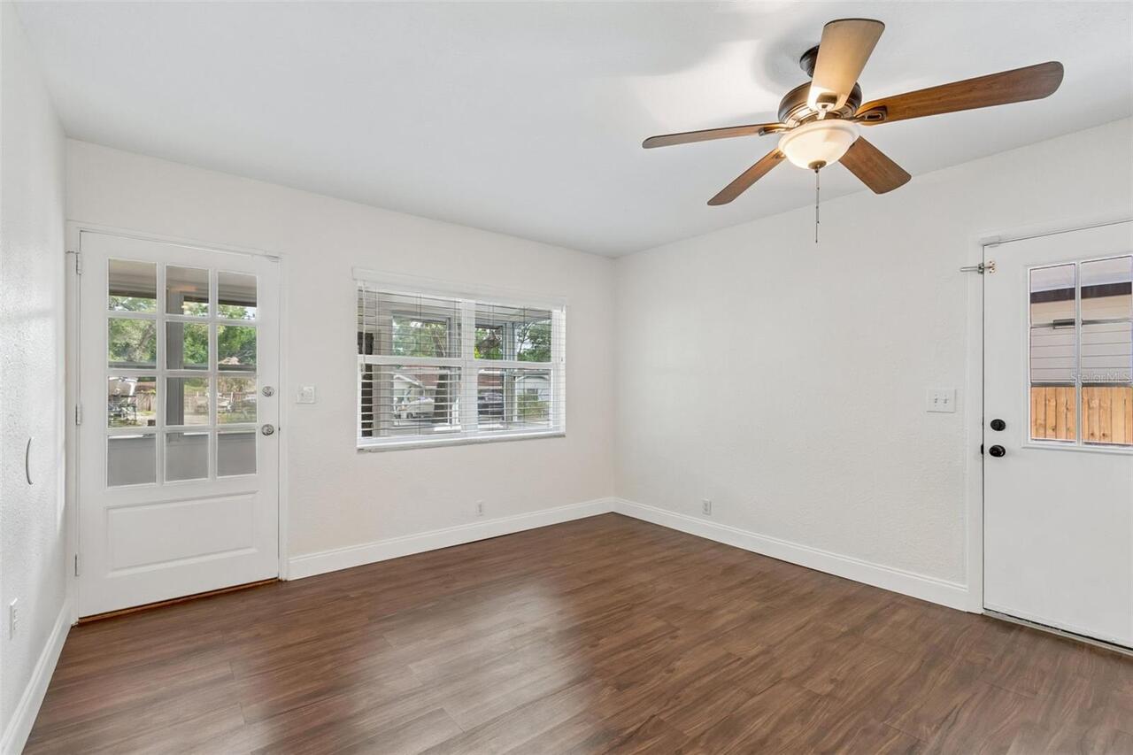 Listing Photo 9