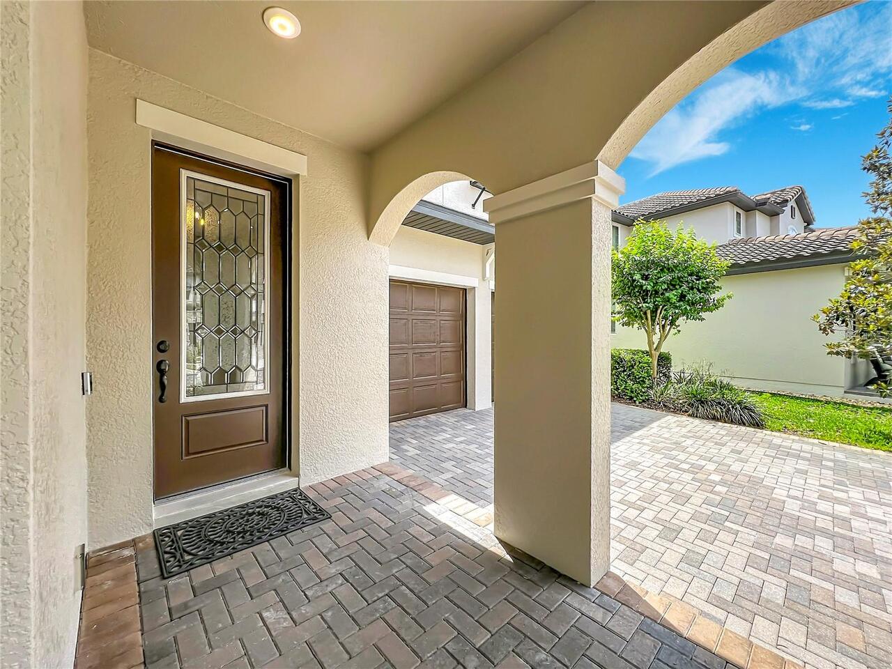 Listing Photo 8