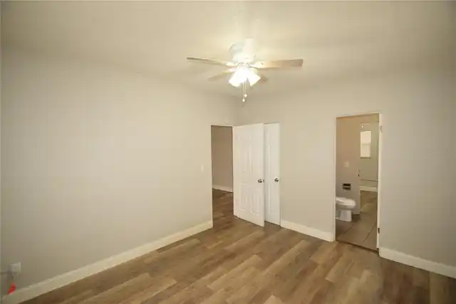 Listing Photo 9