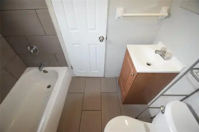 Listing Photo 21