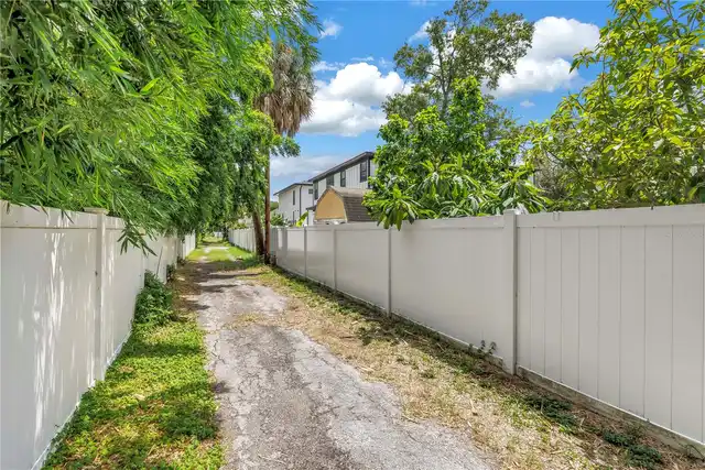 Listing Photo 32