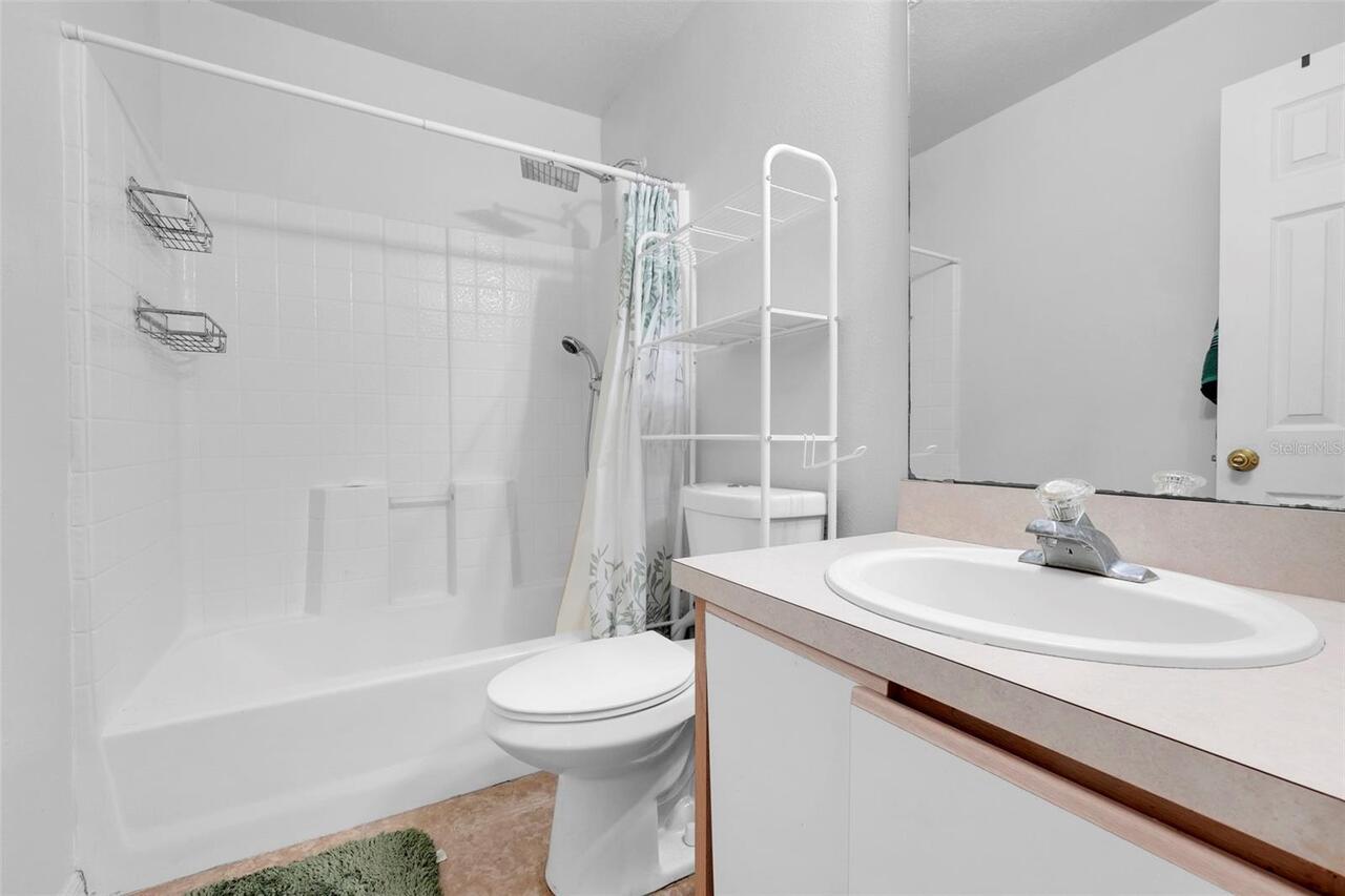 Listing Photo 12