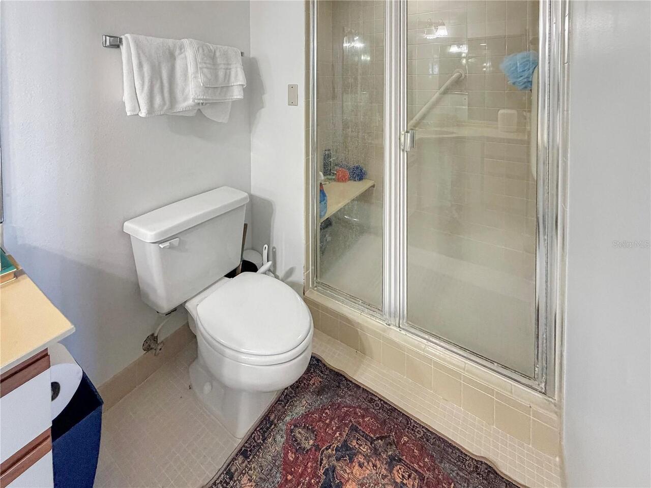 Listing Photo 12