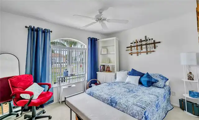 Listing Photo 16