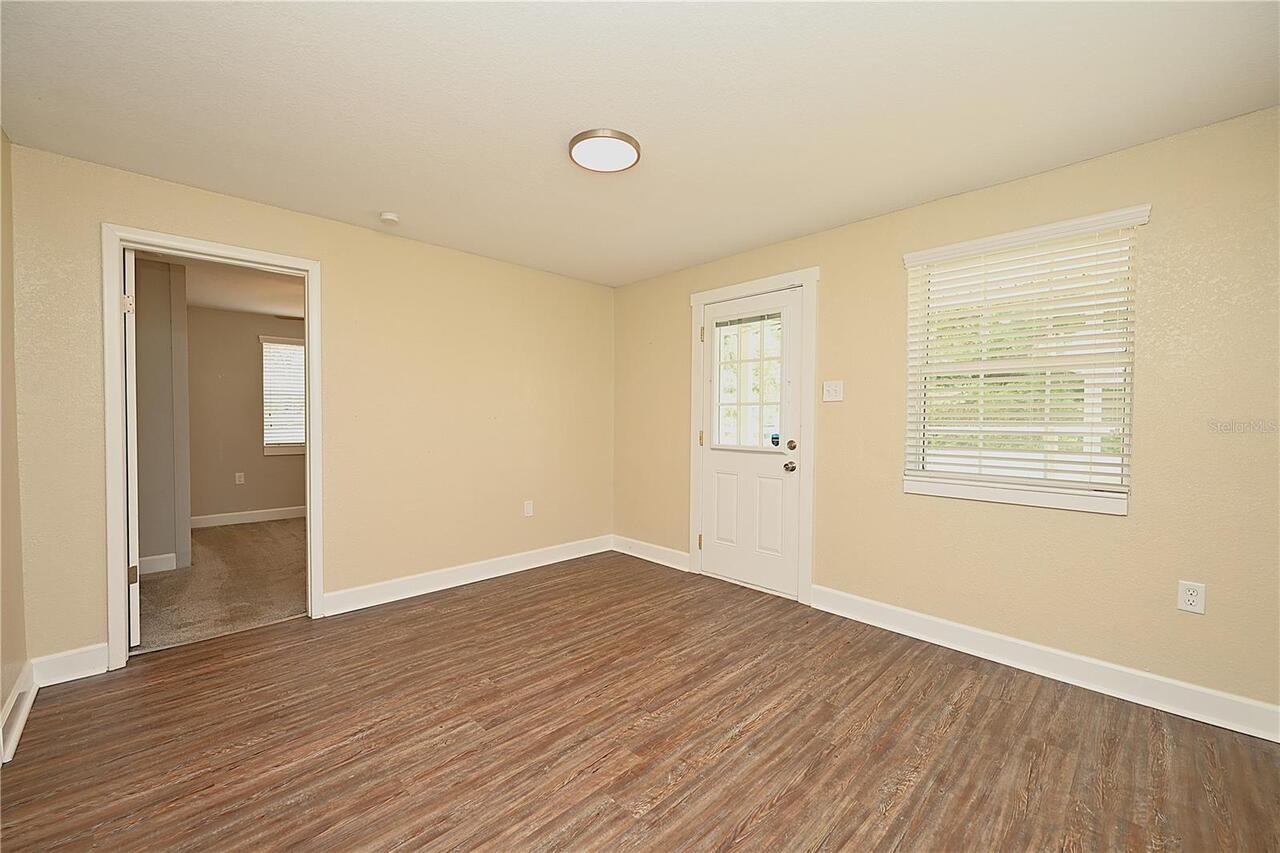 Listing Photo 17