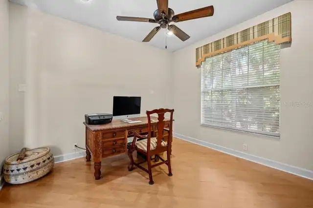 Listing Photo 18