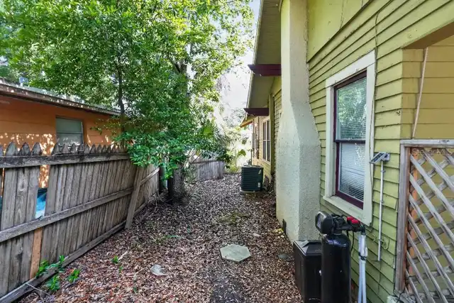 Listing Photo 7