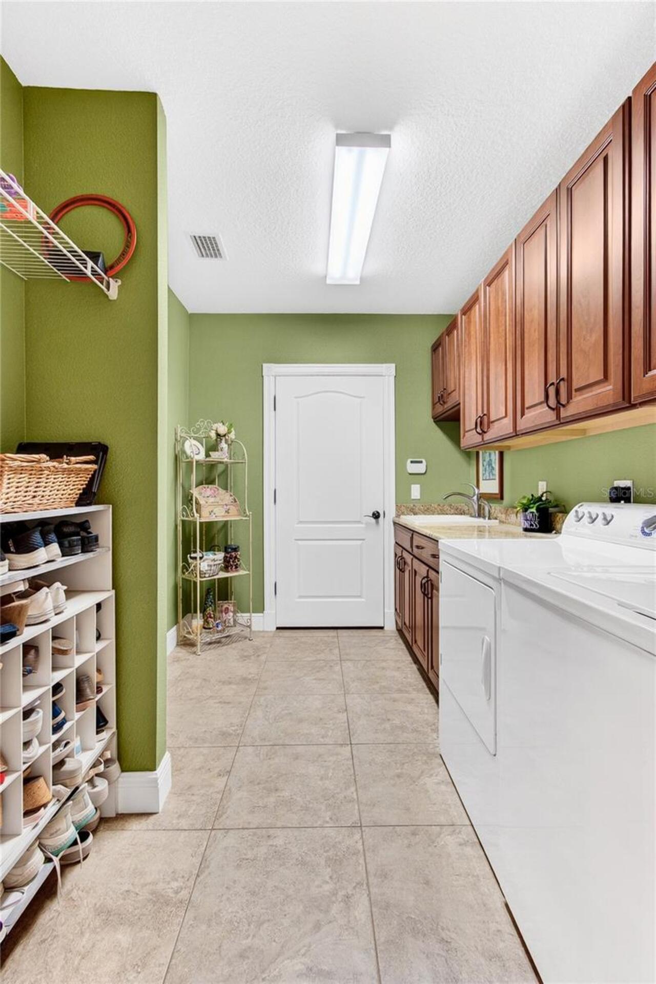Listing Photo 32