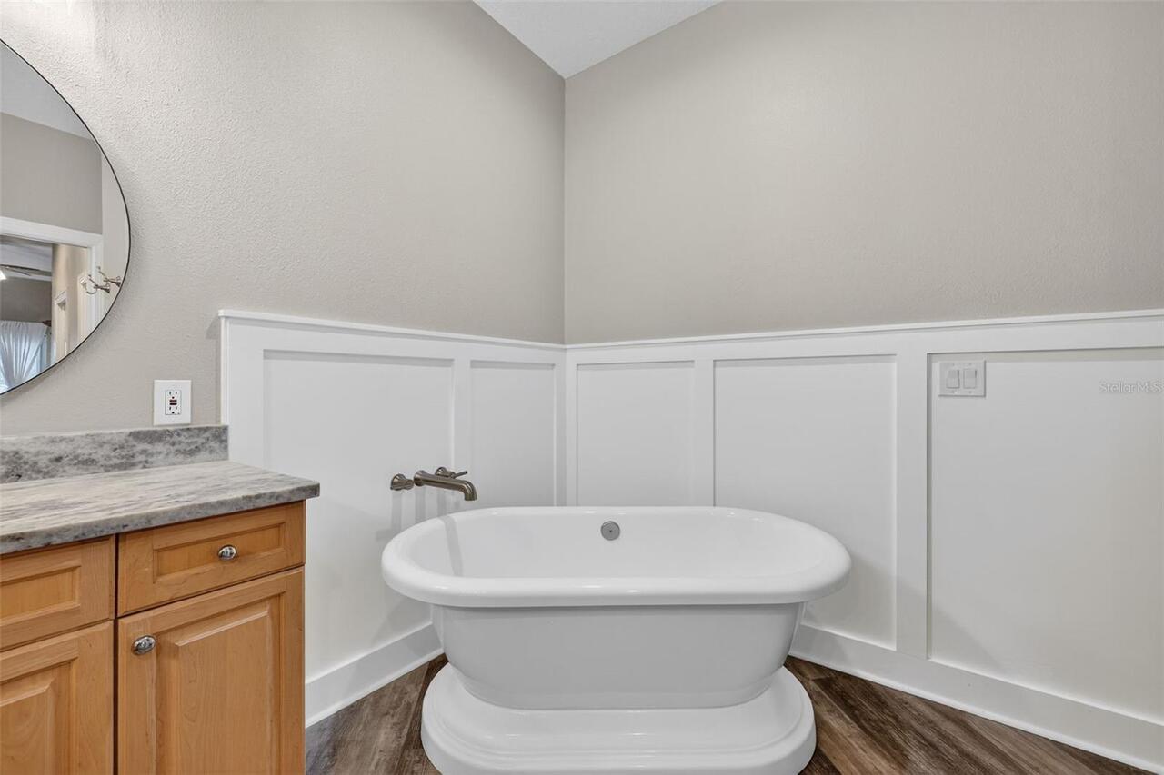 Listing Photo 23