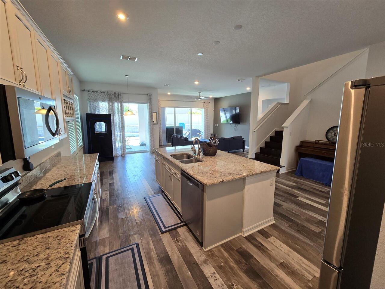 Listing Photo 7
