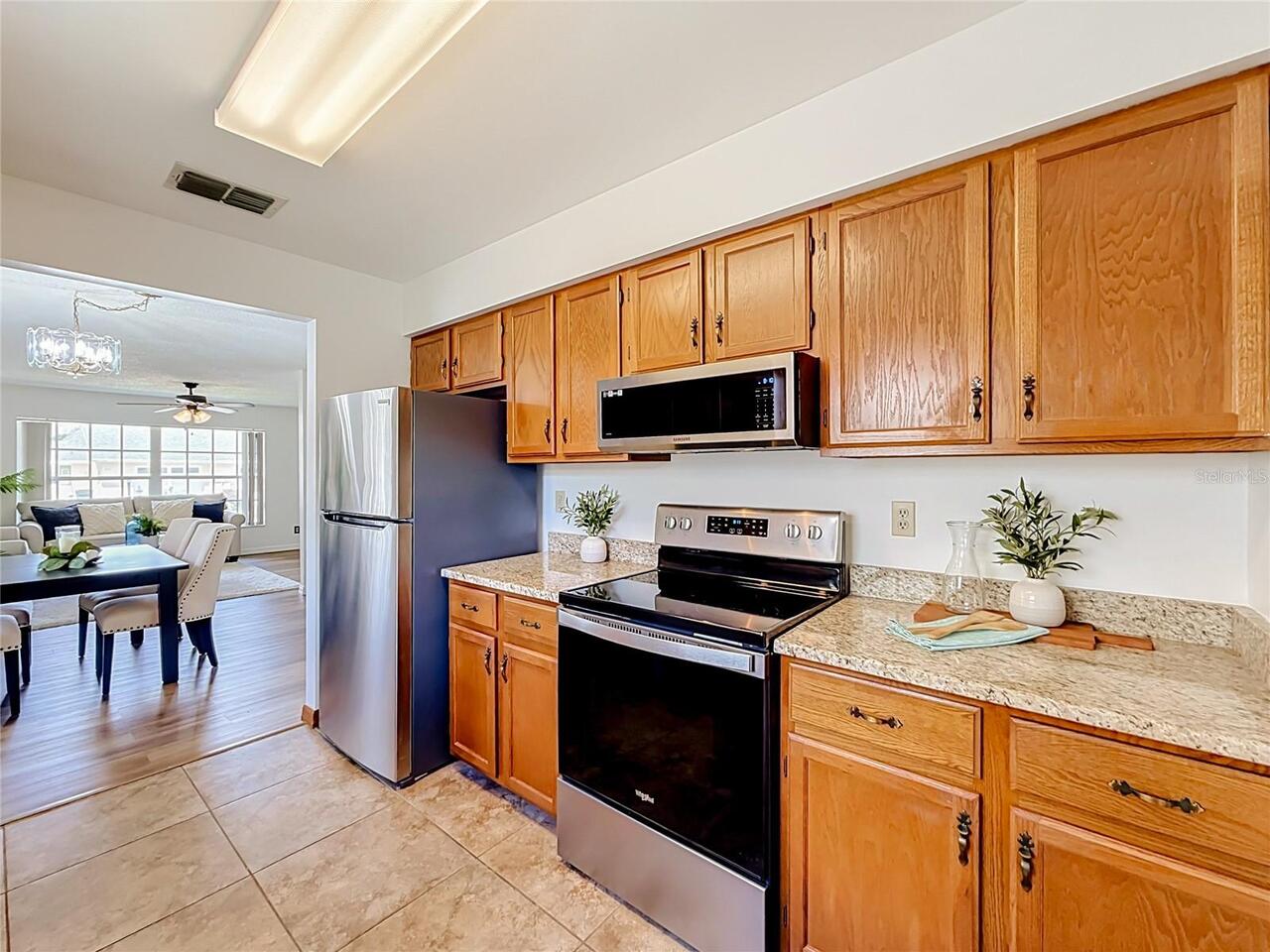 Listing Photo 7