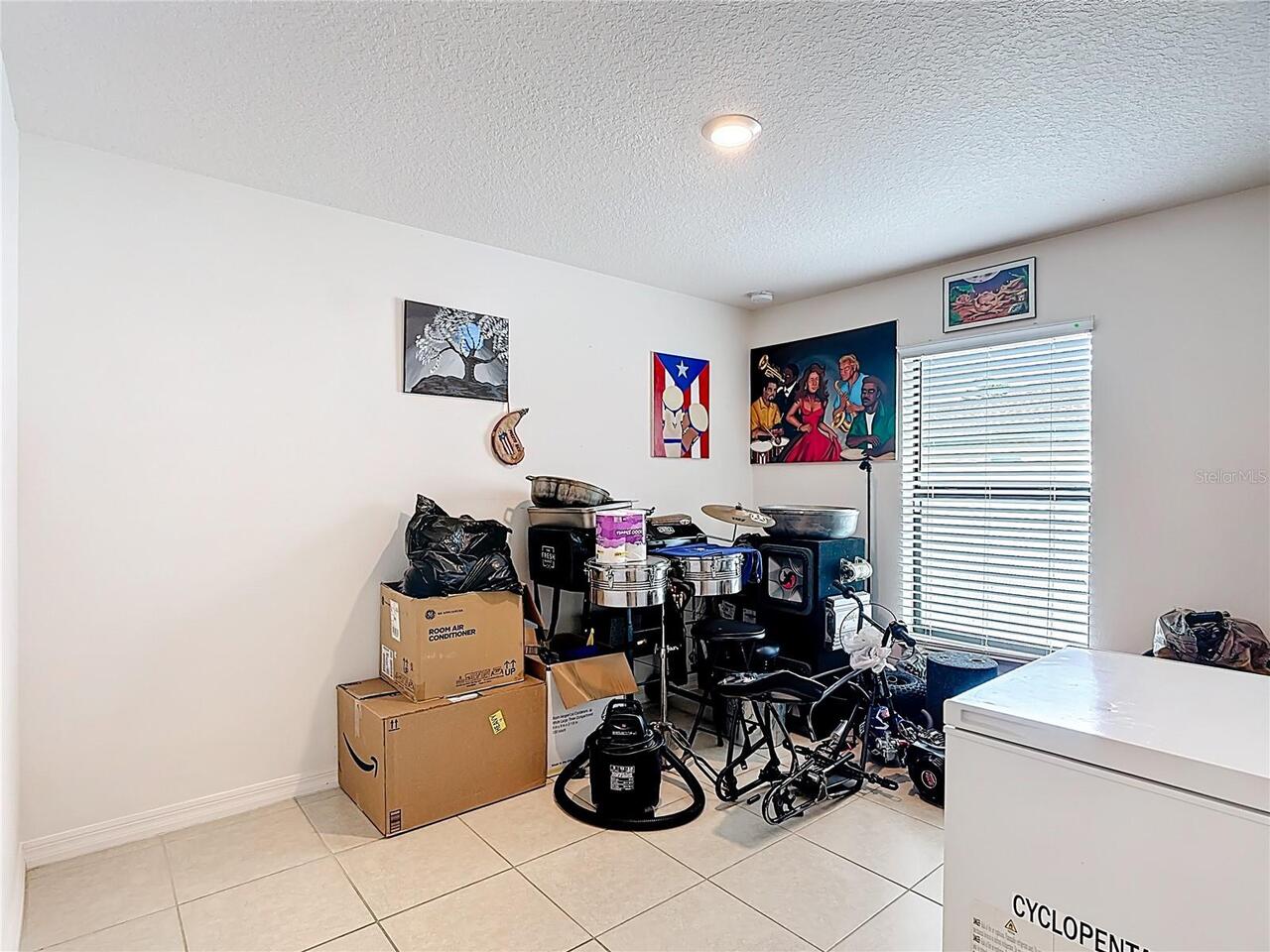 Listing Photo 17