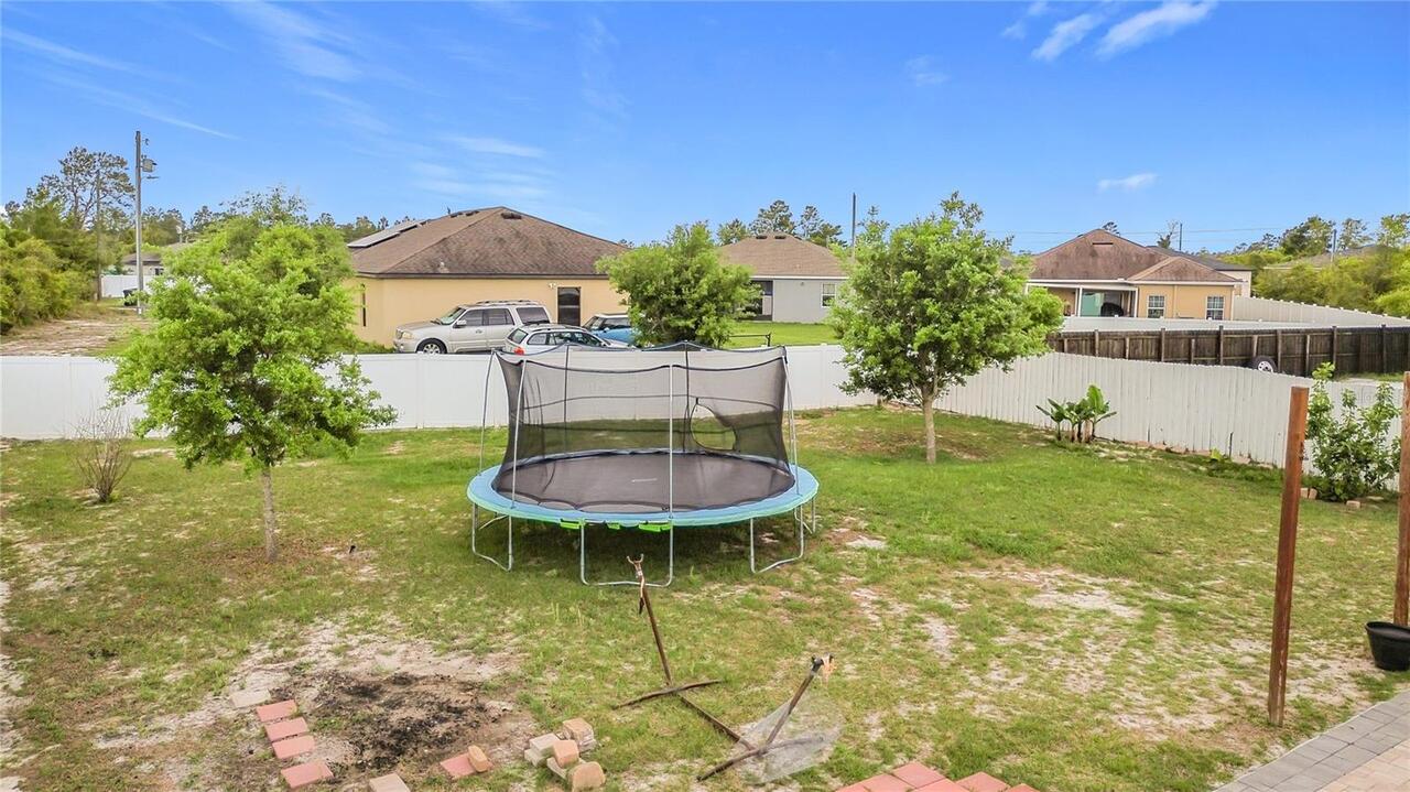 Listing Photo 32