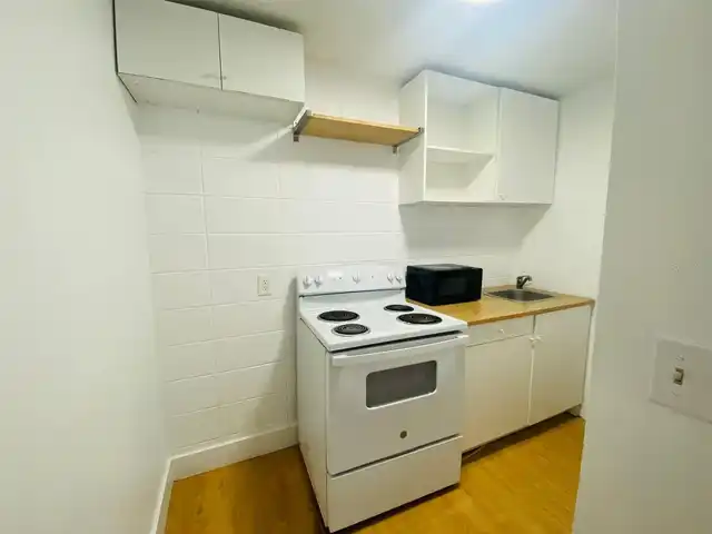 Listing Photo 7