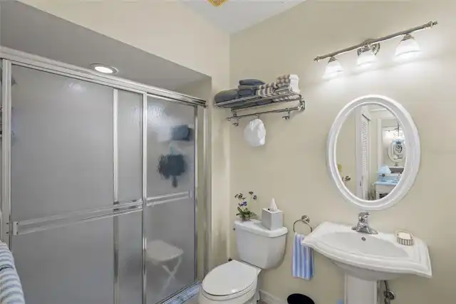 Listing Photo 28