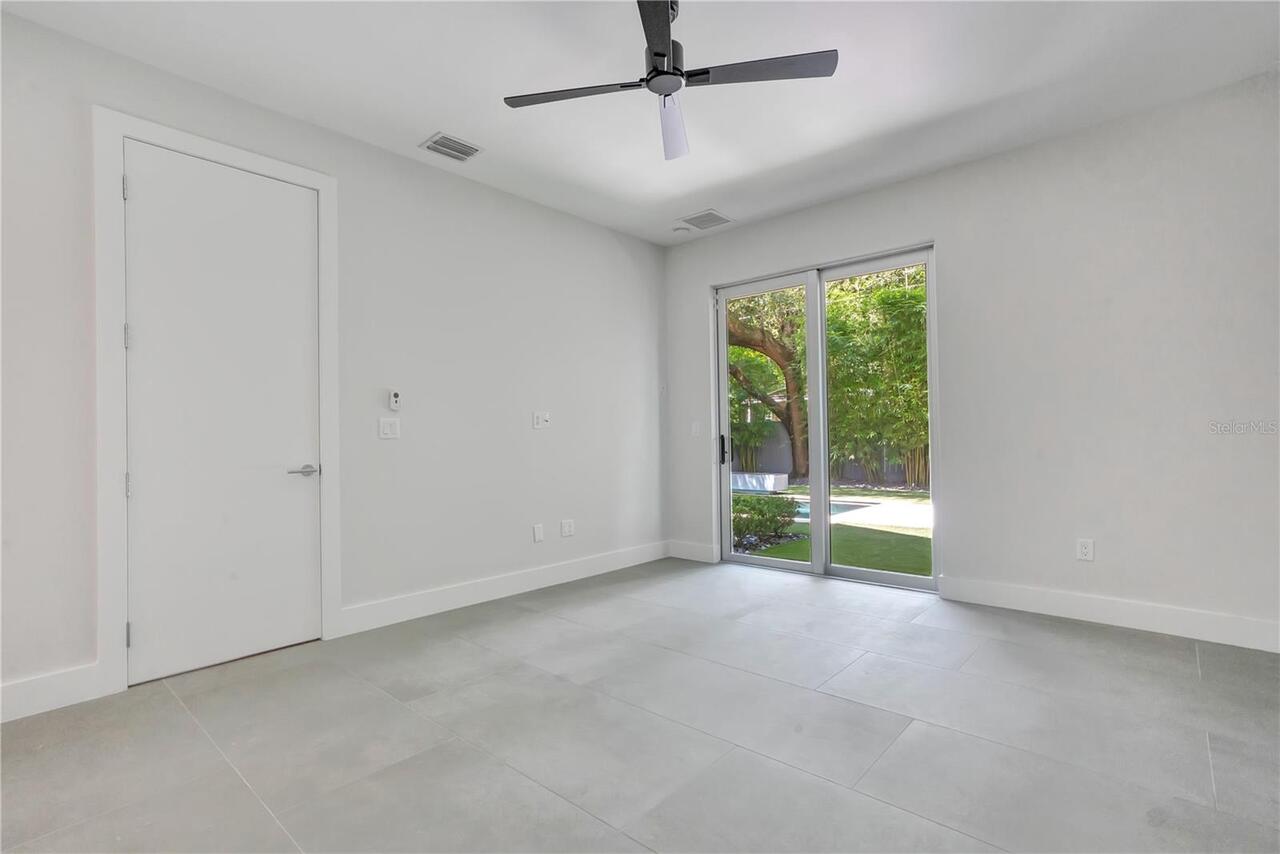 Listing Photo 37