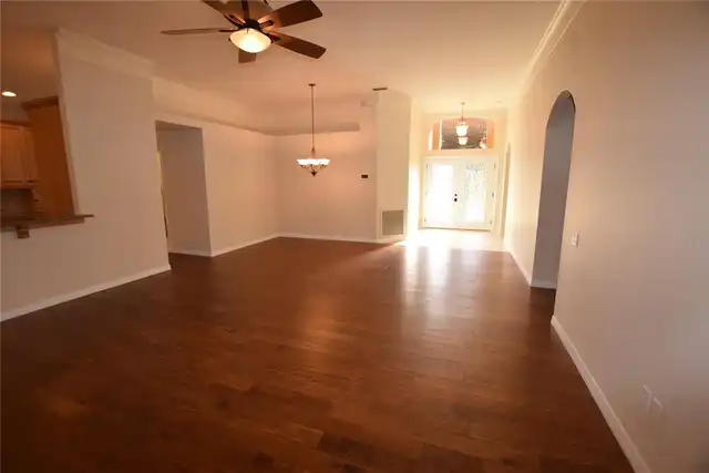 Listing Photo 13
