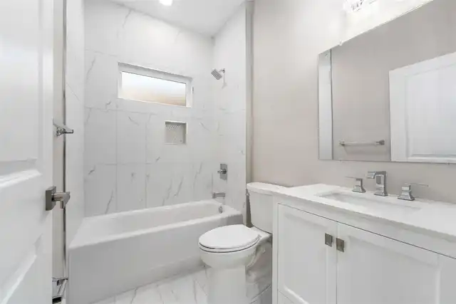 Listing Photo 17