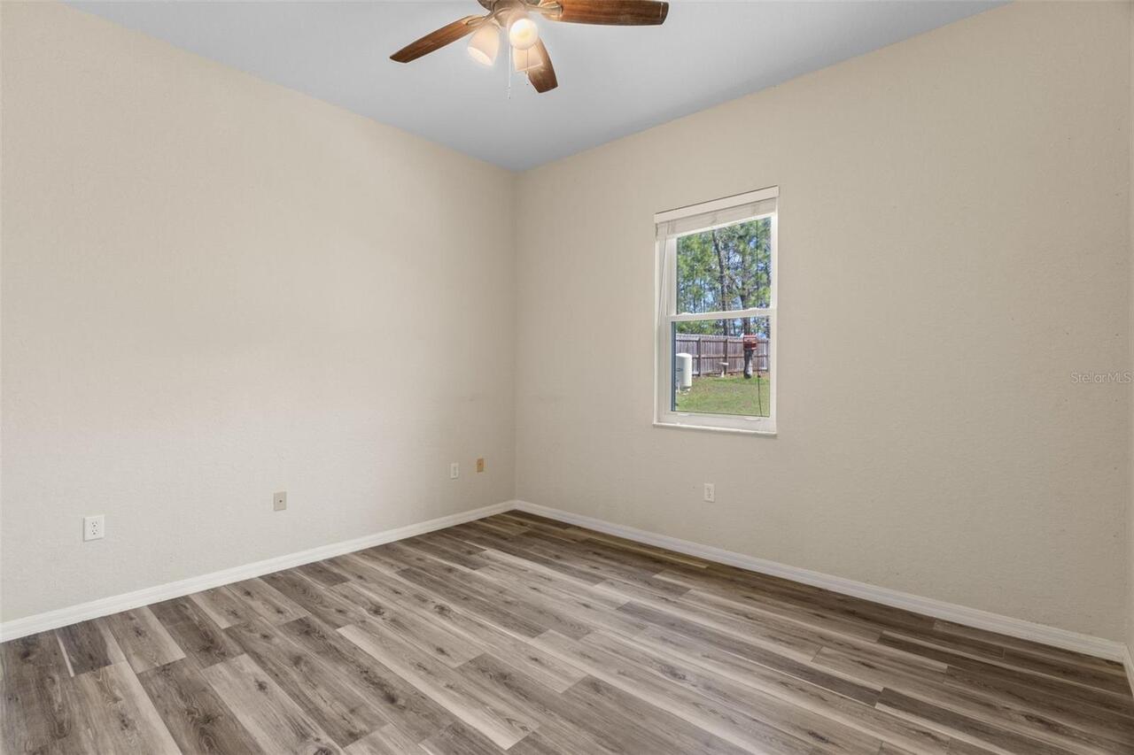 Listing Photo 34